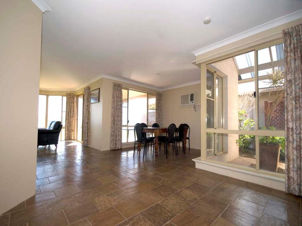 Pelican Shore Oceanfront Villa 6 Kalbarri Room photo